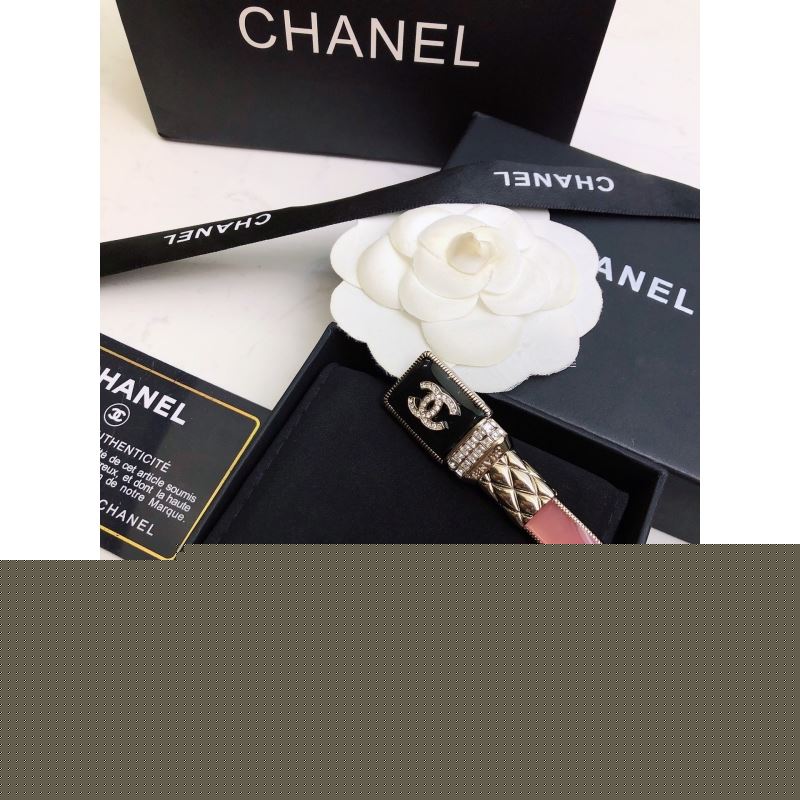 Ch*el brooches